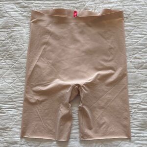 SPANX Mid Thigh Shorts